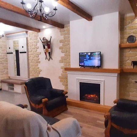 Гетьманські Палати , Старе Місто, 2 Спальні, Балкон-Тераса , 85 М Кв Kamianets-Podilskyi Exterior foto