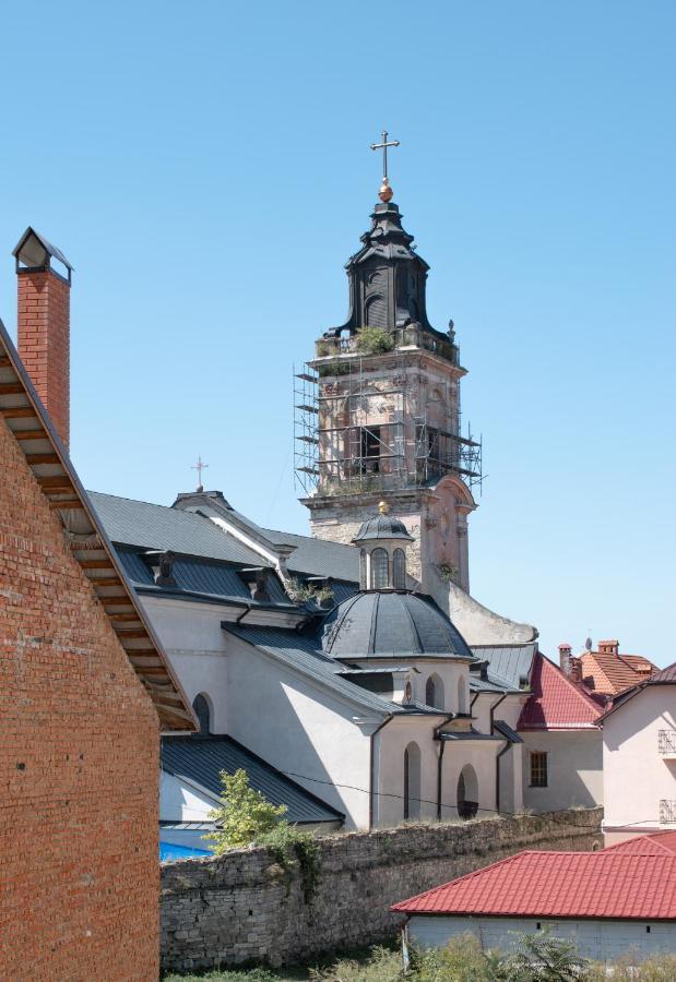 Гетьманські Палати , Старе Місто, 2 Спальні, Балкон-Тераса , 85 М Кв Kamianets-Podilskyi Exterior foto