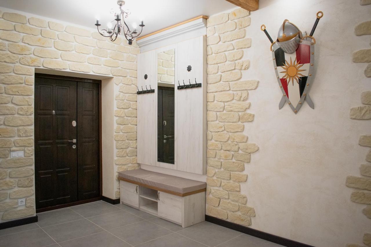 Гетьманські Палати , Старе Місто, 2 Спальні, Балкон-Тераса , 85 М Кв Kamianets-Podilskyi Exterior foto
