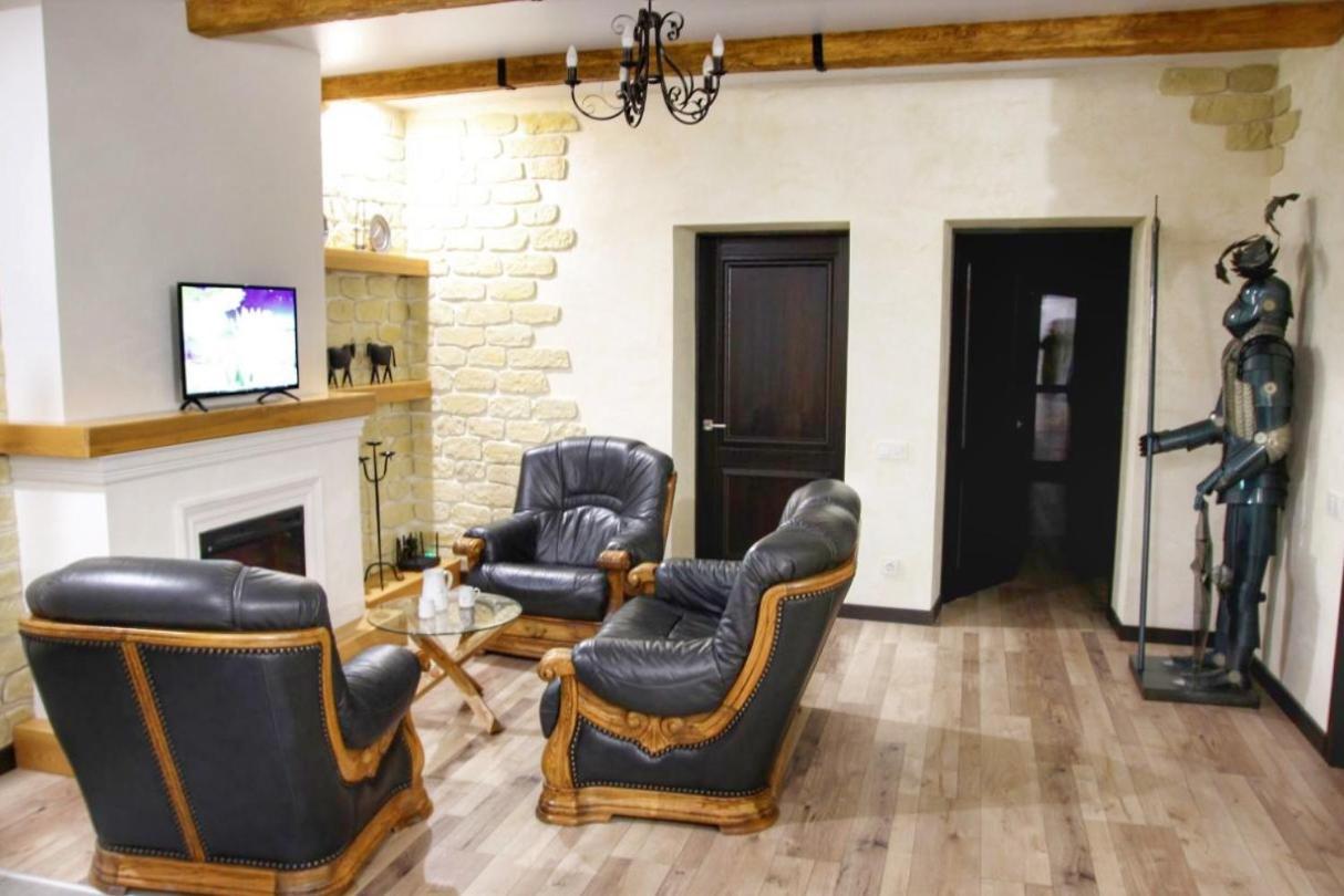 Гетьманські Палати , Старе Місто, 2 Спальні, Балкон-Тераса , 85 М Кв Kamianets-Podilskyi Exterior foto